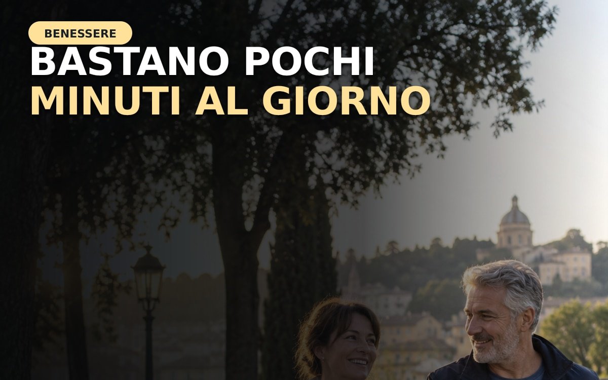 Due persone adulte che camminano all’aperto